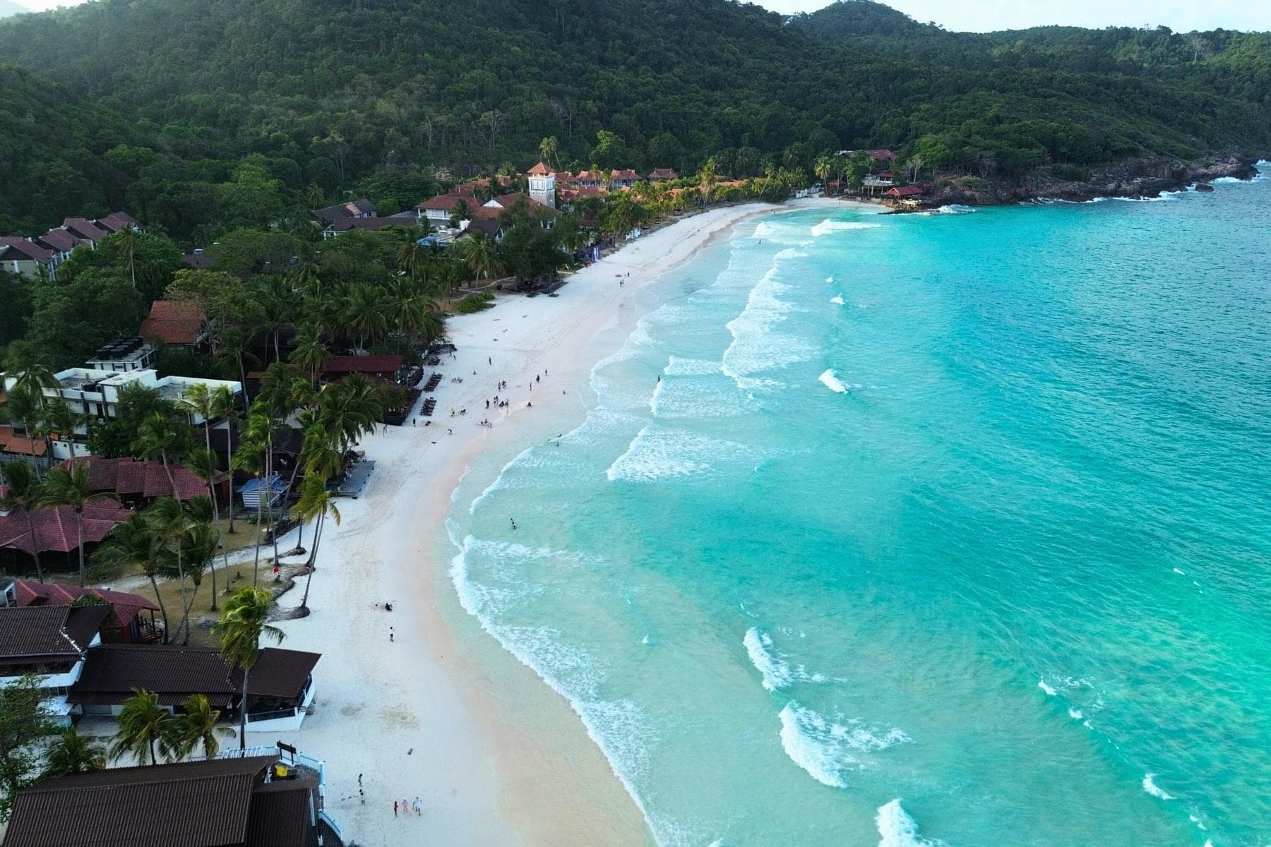 Kuala Terengganu, Malaysia’s East Coast Capital: Markets, Batik, and Hilltop Views