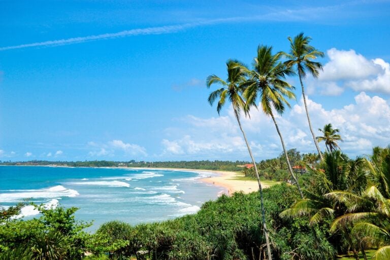 The turquoise water of the Indian Ocean, Sri Lanka. Photo by slava296 from Getty Images Pro via Canva