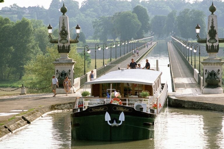 Cruising the canals with French Country Waterways. Image courtesy of Victor Block