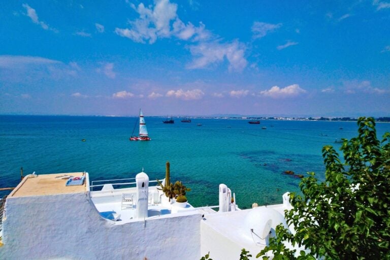 Hammamet, Tunisia. Photo by Halima Bouchouicha, Unsplash