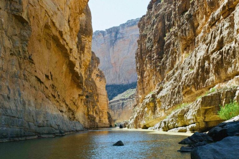 Santa Elena Canyon in Big Bend National Park. Photo by Kyle Glenn, Unsplash
