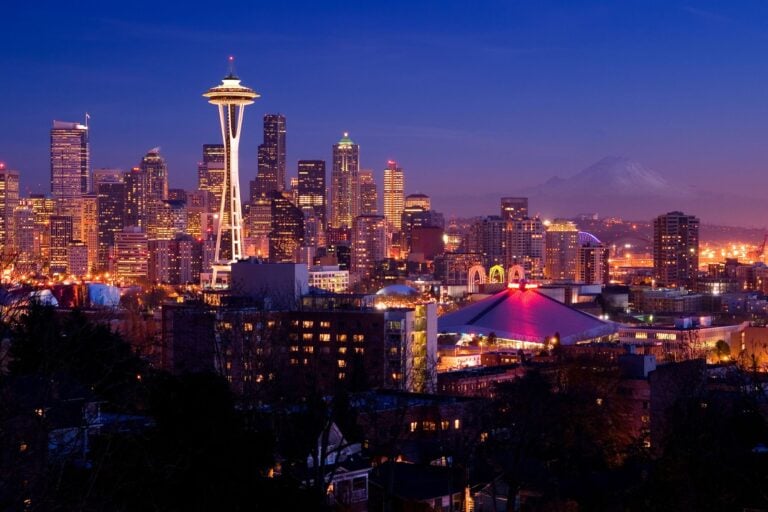 Romance in Seattle Image by bosenok from Getty Images Pro via Canva