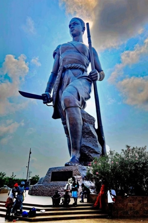 Statue of Agojie Amazon Warrior in Cotonou. Photo by Edward Placidi