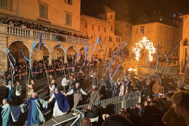 The ongoing performances of the Calendimaggio Festival light up the night. Photo by Avery Chmelewski
