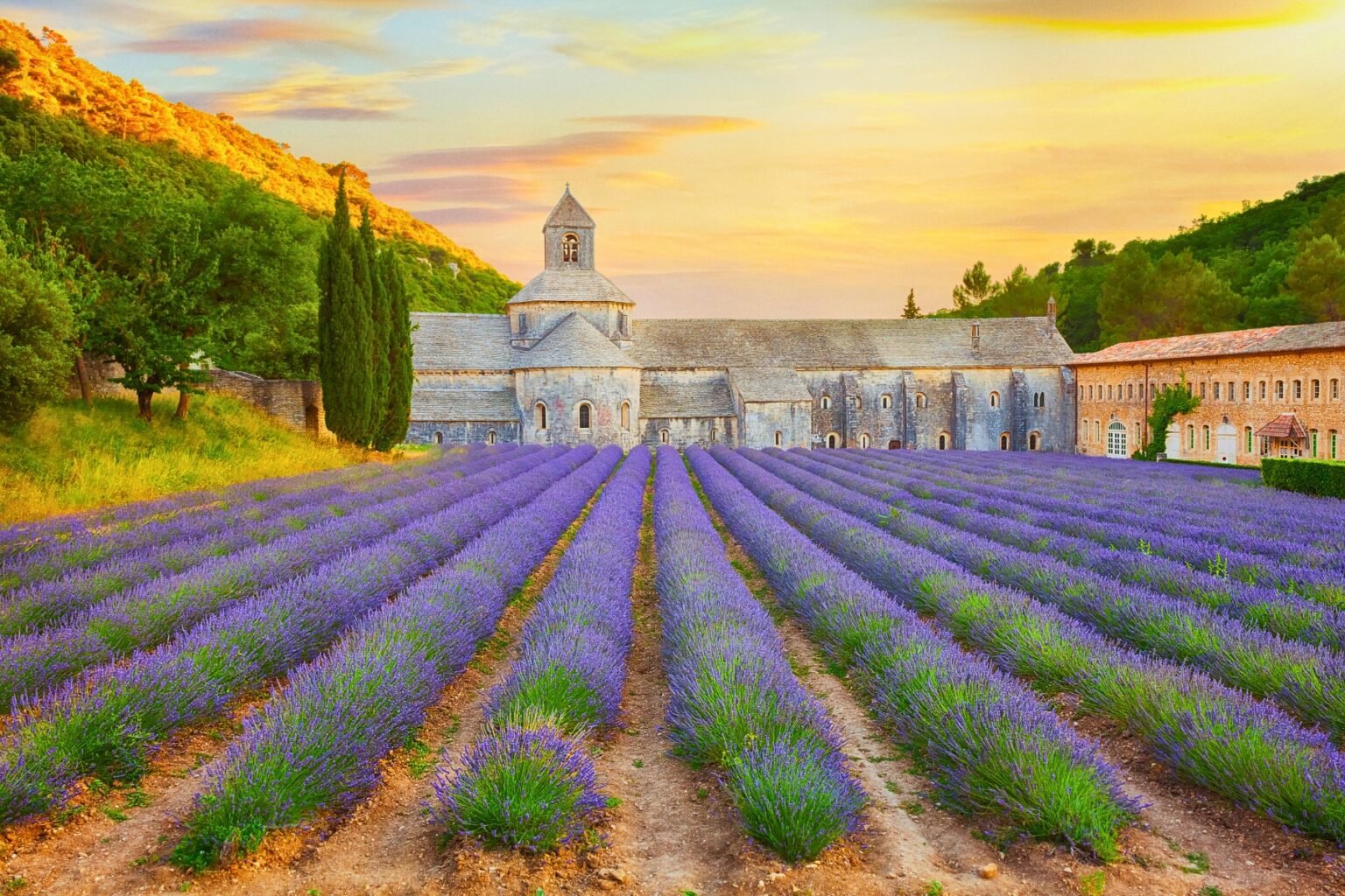 The picturesque Senanque Abbey in Provence, France. Photo by mammuth from Getty Images Signature via Canva