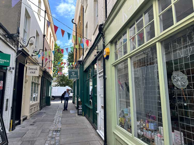 Quiet streets in Greenwich, England. Photo by Janna Graber