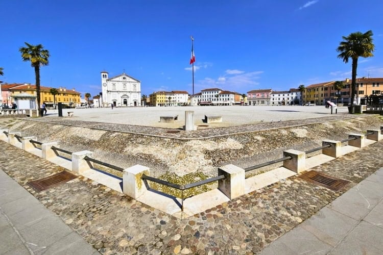 Palmanova is a &lsquo;Utopian&rsquo; fortress city built from scratch in a perfect star shape. Photo by Zuzana Zimmermannova