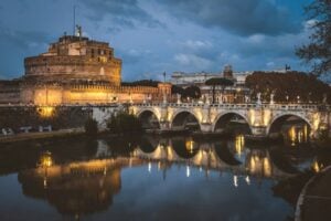 Castel Sant'Angelo in Rome, Italy. Photo by Mauricio Artieda, Unsplash