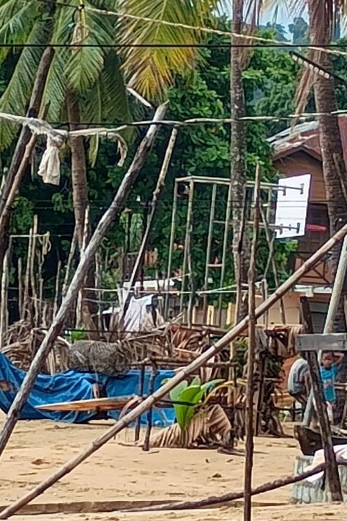 lean-to structures