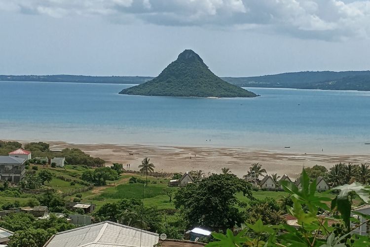 Sugarloaf island in the middle of Diego Bay
