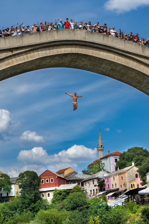 Jumping from Stari Most