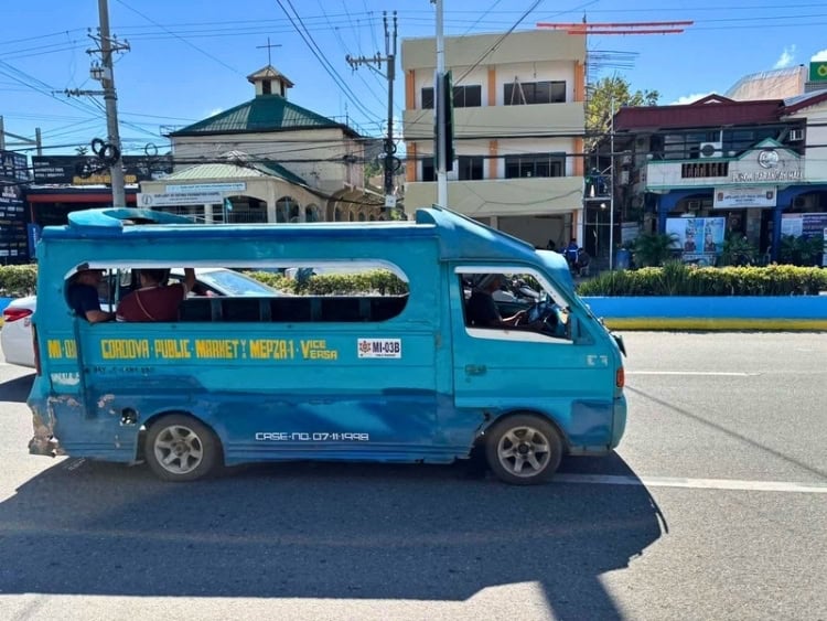 A traditional jeepney on the streets of Mactan Island, Cebu. Photo by Nikola Mikovic