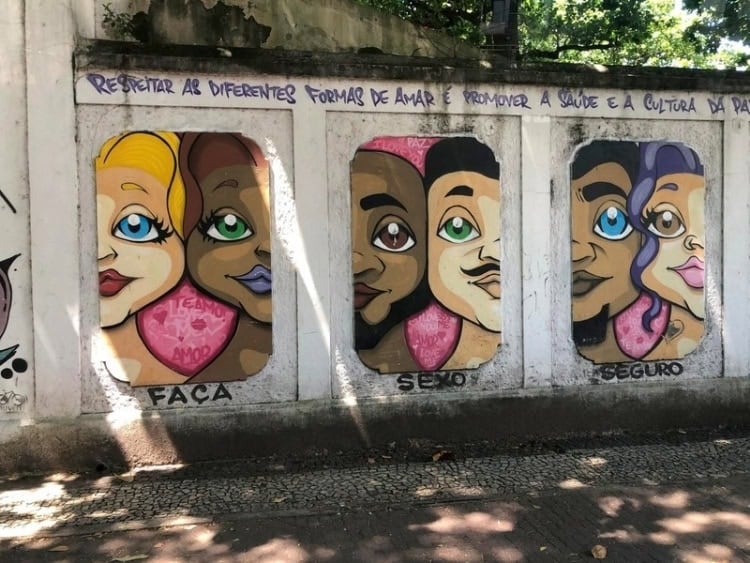 Respect Different Forms of Love mural in downtown Rio. Photo by Carlos Omar Gardinet