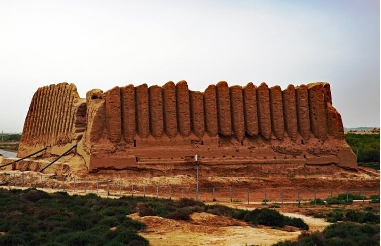 The Great Kyz Kala is an imposing fortress-like palace known as a kushk dating from the 6th century. Photo by Edward Placidi