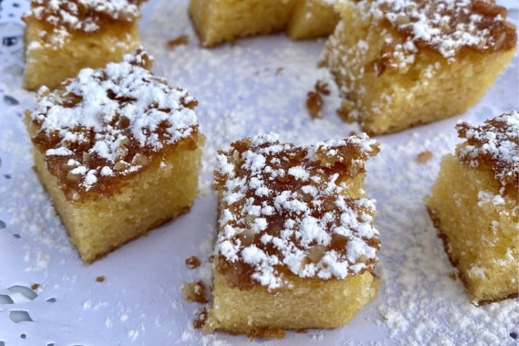 Traditional Spanish sponge cake with delicate sweetness. Photo by Huyen Tran