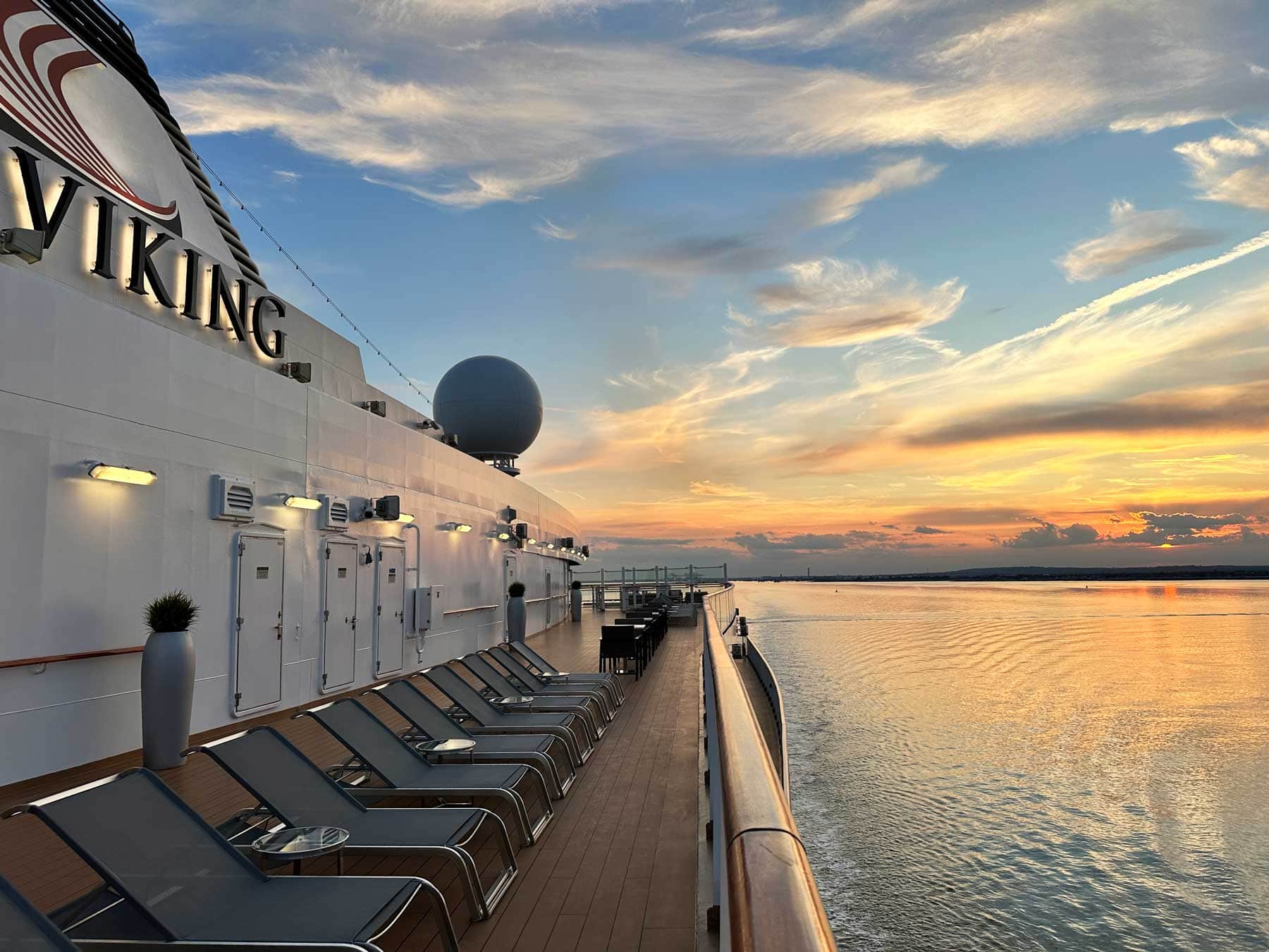 Cruise Expert Tips: How to Make the Most of Days at Sea