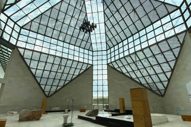 Contemporary creativity inside the Mudam museum. Photo by Huyen Tran