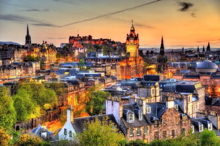 A beautiful literary journey through Edinburgh. Image by Leonid Andronov from Getty Images Pro via Canva