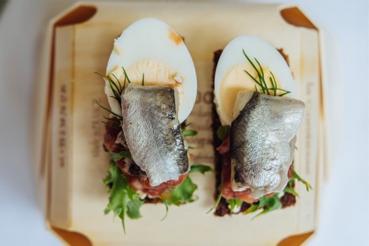 Open-face sprat sandwich