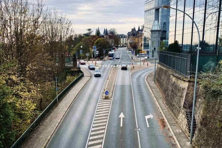 A spectacular view from the bridge. Photo by Huyen Tran