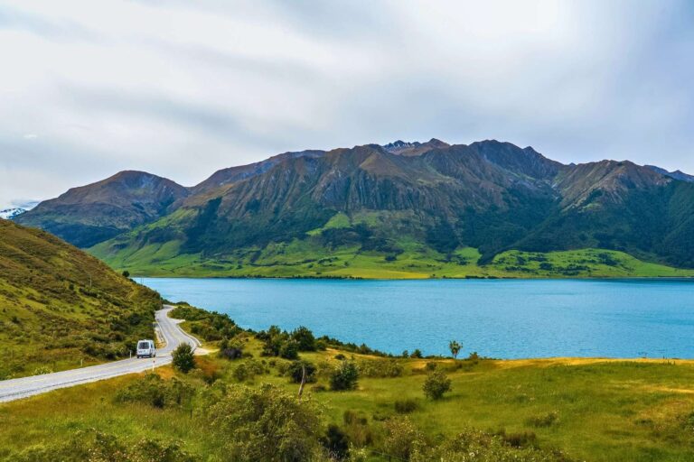 The Neck in New Zealand. Photo by JinHui CHEN, Unsplash