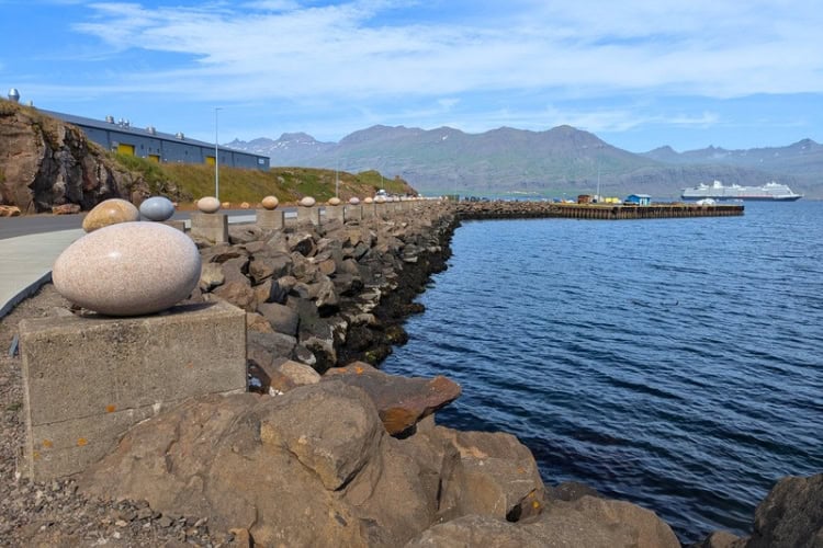 Egg sculptures along the coast of Djúpivogur. Photo by Keri G