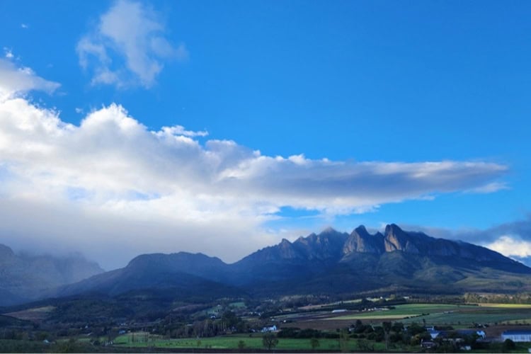 Wellington mountain views, South Africa. Photo by Janine Avery