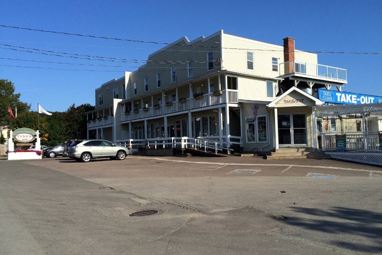 Tides Rstaurant