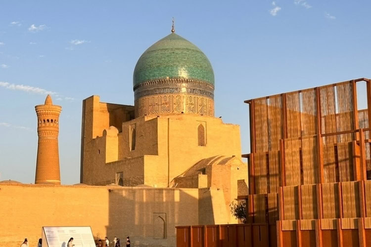 Looking toward the Kalon Mosque. Photo by Steve Sindiong