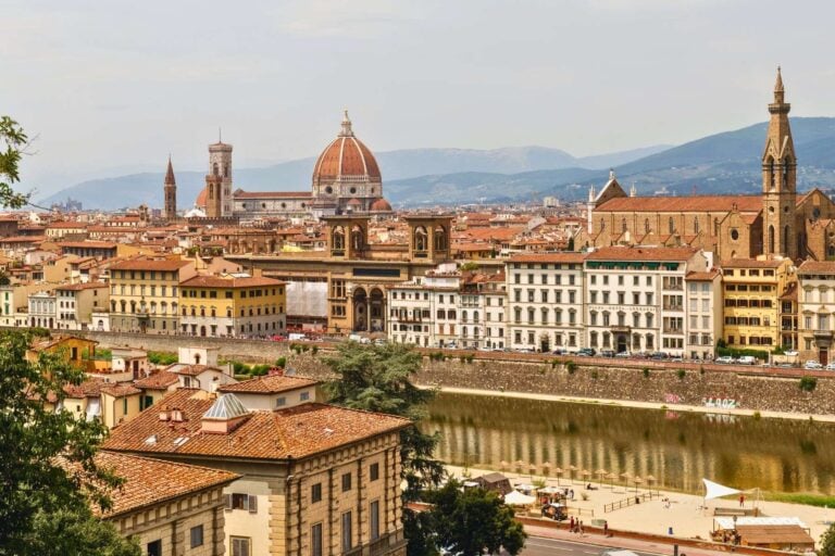 Panoramic view from Piazzale Michelangelo, Florence, Italy. Photo by Wolfgang Weiser, Pexels