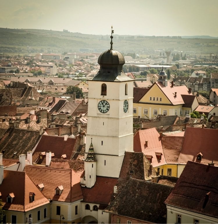 The central tower of Sibiu, a German legacy in Romanian Transylvania. Photo by Tudor George from Pixabay